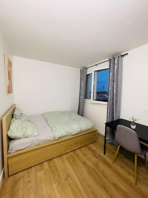 Magnifique Appartement De 4 Chambres 8 Personnes Max A 20 Minutes De Paris Antony Exterior foto