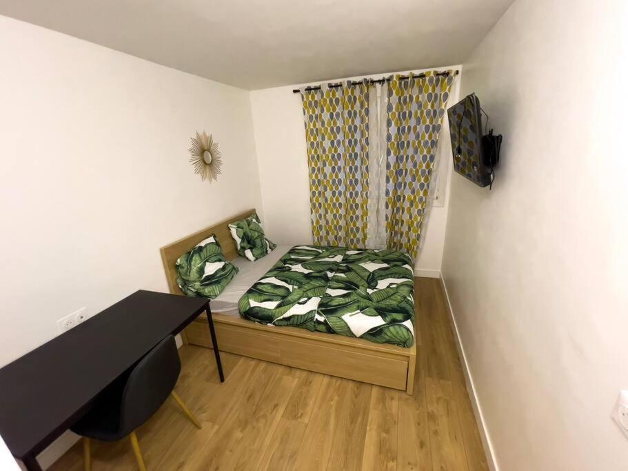 Magnifique Appartement De 4 Chambres 8 Personnes Max A 20 Minutes De Paris Antony Exterior foto